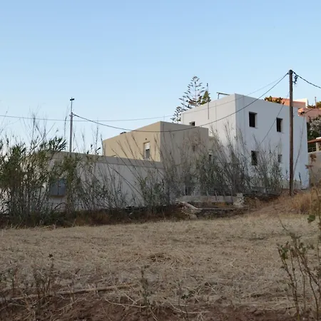 White Lotus Seaside * Kíni