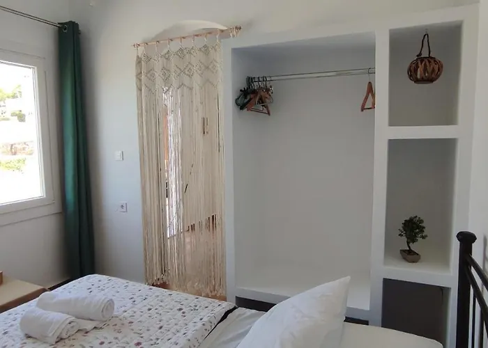 White Lotus Seaside Holiday home