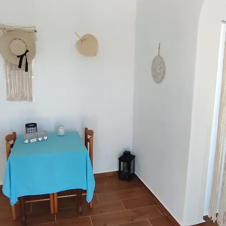 White Lotus Seaside *