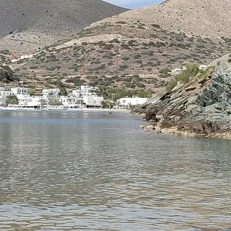 White Lotus Seaside *