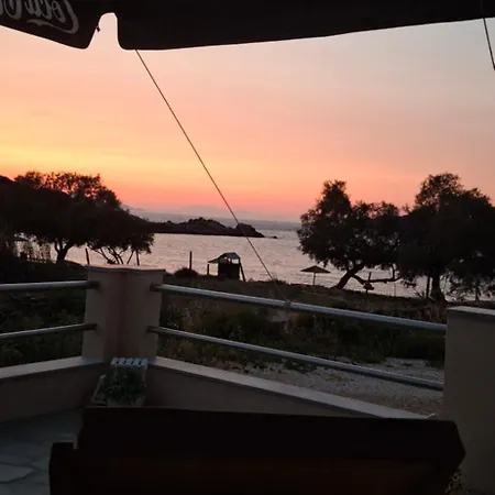 White Lotus Seaside Σπίτι διακοπών